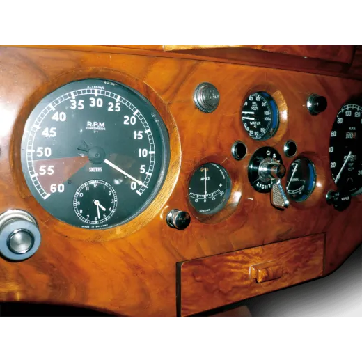 Holzpolitur für Armaturenbrett Restom®WoodCire 8230