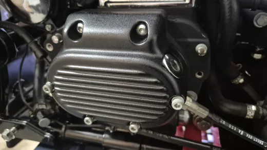 Strukturlack körniger Lack Restom® Grainee 9120 Motorenlack Motorenfarbe